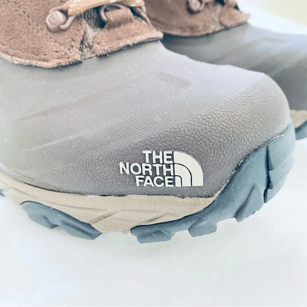 THE NORTH FACE Chilkat III Boots Brown Suede Lug Winter Snow Rain Waterproof